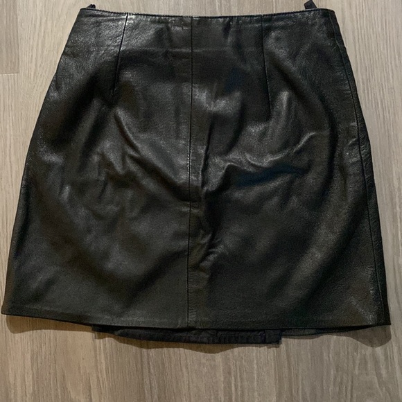 Leather skirt..mini size 38/M - Picture 2 of 6